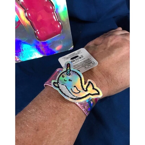 Teddy Bear Lip Balm Holder and Snap Bracelet Girls Bundle - Picture 5 of 6